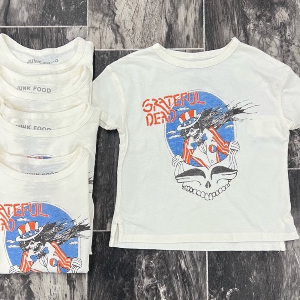NWT- Kids grateful dead T-shirt
